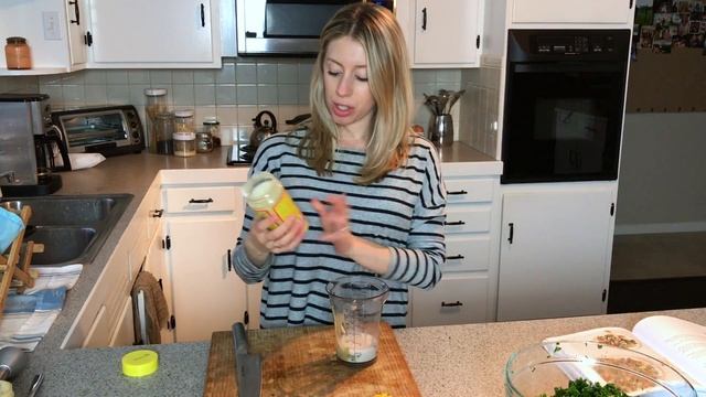 COOK WITH ME | NIOMI SMART RECIPE | Kale Caesar Salad смотреть онлайн