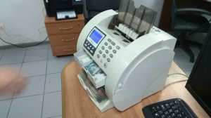 Счетчик-сортировщик банкнот SB-1100