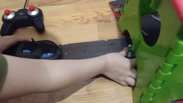 Краш-тест пластилинового  Nissan GTR