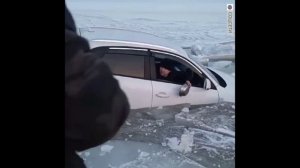 ЗАДНИЙ ХОД И ПОД ЛЁД.\\невнимание и беспечность водителей\