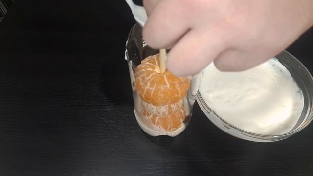 Необычное блюдо с мандаринами и ряженкой: только для смелых!