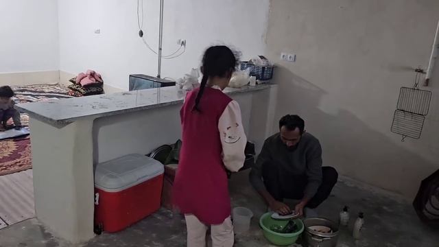 Professor Mustafa helping his children study and today's heavy rain смотреть онлайн