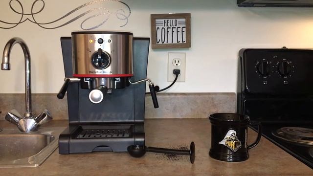 How to make a Vanilla Latte with an Espresso Machine смотреть онлайн