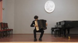 Ф  Анжелис "Вальс клоуна" Играет Данил Батраков (аккордеон), II курс НГК им. М.И. Глинки Новосибирск