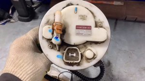 Фильтр топливный от Honda Stepwgn