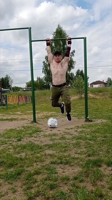 #гири #гириспортсильных #гиревоежонглирование #гиря  #хочуврек #казакфролово  #спортвреки #мойспорт
