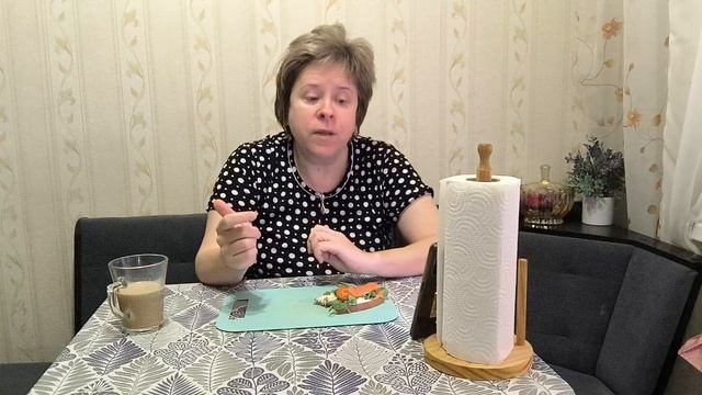 Ей ПаЛеЦ в рот не клади по локоть откусит..
