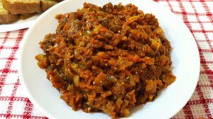 Икра из баклажанов с томатной пастой
