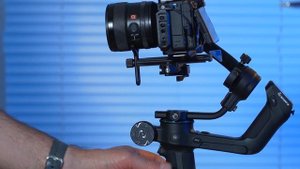 Gimbal with AI Tracking BUILT-IN: FeiyuTech Scorp 2