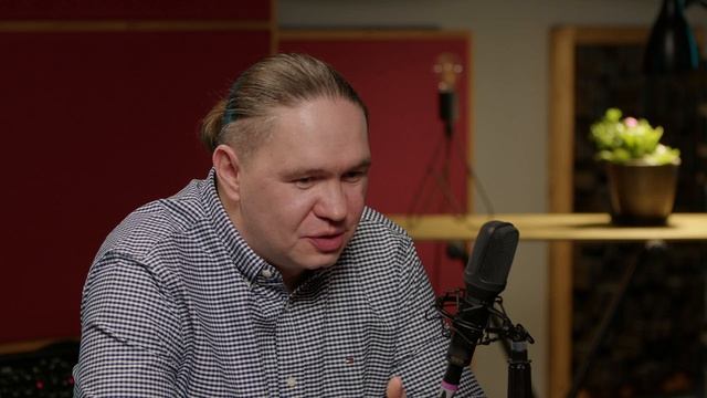 Подкаст СПИЧ ПРО КИРПИЧ с архитектором Максимом Горевым