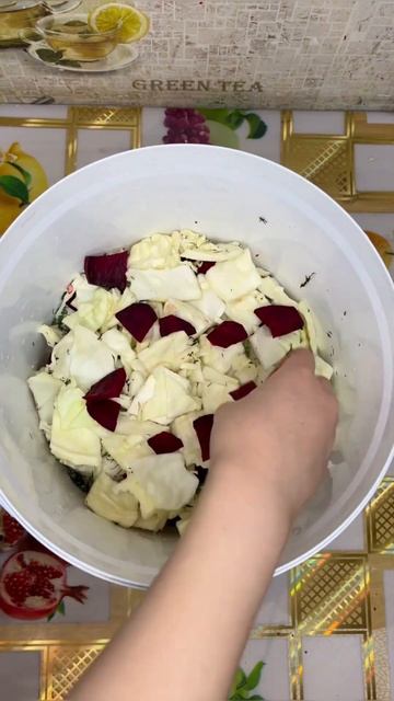 Капуста со свеклой на зиму #shorts @Yammy_MY