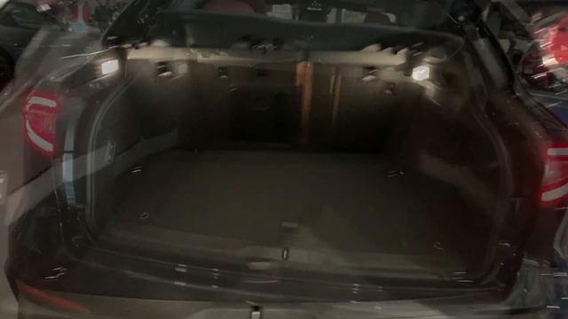 Maserati Levante смотреть онлайн