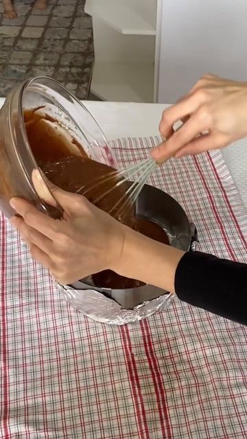 Самый легкий брауни🤤 смотреть онлайн