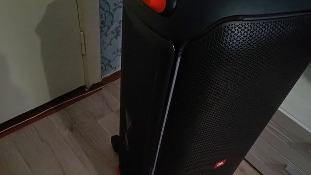 JBL PARTYBOX 710 смотреть онлайн