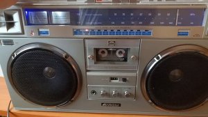 JVC RC-M70 слушаем смотрим