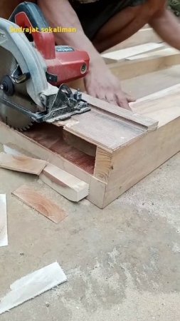 Стусло для ручной дисковой пилы. Торцовка