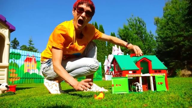 Капуки машины  Бетономешалка и Тягач  Веселые игры с машинками и Машей Капуки Кануки