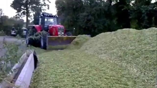 Mais aanrijden Loonbedrijf Pelle 17 09 09 смотреть онлайн