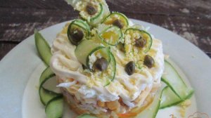Салат с курицей и кукурузой