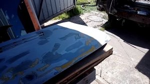 Печальный капот  Мерседес Вито 638.  Будем выводить плоскость.