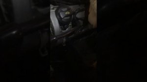 Как открутить болт коленвала Audi A4