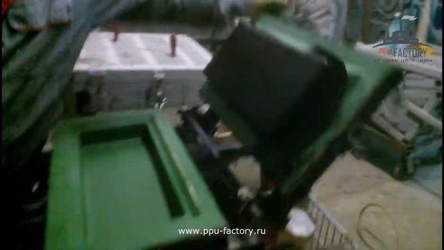 Заливка интегрального ППУ - сиденья для спецтехники пожарные машины