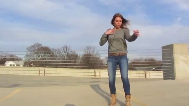 Вторая лучшая девчонка Керчи! смотреть онлайн