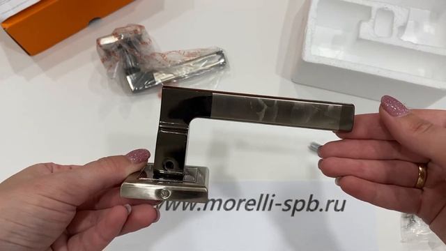 Дверные ручки Morelli "PANTS" MH-35 SN/BN-S Цвет - Белый никель/Чёрный никель смотреть онлайн