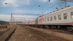 ТЭП70-0336 с поездом Москва — Махачкала