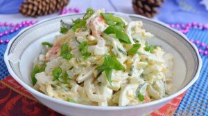 Салат с кальмарами, сыром и свежим огурцом