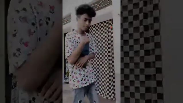 यह लड़का पूरे Instagram पर धमाल मचा रहा है जब प्यार ही नहीं था तो क्यों स्कूल में सैंट लगा के आती थ