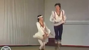 Москва 1990г. Танец «Якутяночка» в исполнении Екатерины Алексеевой и Афанасия Соловьева.