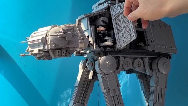 Lego MOC - Motorized AT-AT, but not walking by A_C смотреть онлайн
