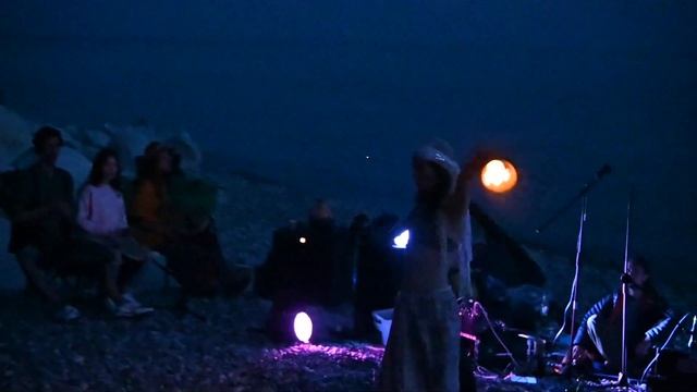 Огонь на фестивале "Муза Белых скал" смотреть онлайн