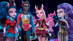 Школа монстров: Монстрические мутации (2014) / Monster High: Freaky Fusion