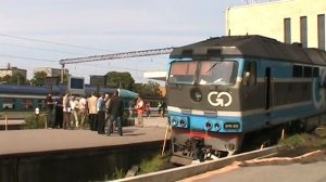 Крушение тепловоза ТЭП70-0236: проехали тупик / Train crash: TEP70-0236 crashed onto a platform