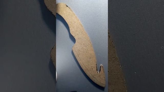 Обзор на нож лезвие с крюком смотреть онлайн