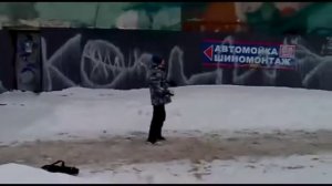 10 версии В стекло не попади