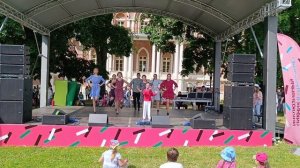 "Первым делом, первым делом самолёты"