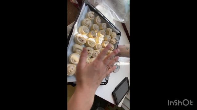 Будни с тремя детьми/ Булочки сахарные с корицей / заканчиваем мед комиссию для сада и школы смотреть онлайн