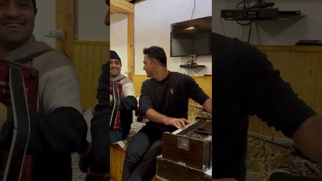 Rahmat Rushoni- Vamar Khuzak