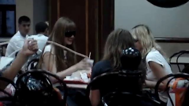 Незаметно выпил колы смотреть онлайн