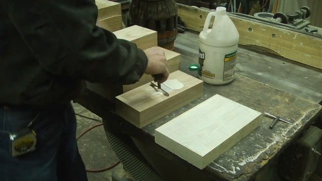 Simple Wood Working Glue Spreader | Cheap & Efficient | Engels Coach смотреть онлайн