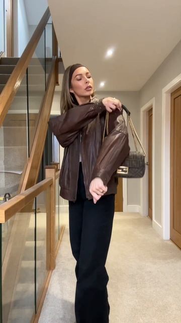 Styling my new vintage leather jacket 🤎 #whatimwearing #outfitoftheday #getdressedwithme