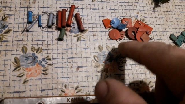 Резисторы. Транзисторы. Конденсаторы в которых есть Серебро. Из СССР.