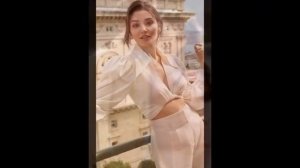 Керем Бюрсин и Ханде Эрчел встретятся со своими поклонниками на большом мероприятии!