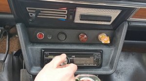 Музыка в ВАЗ 2106 часть3