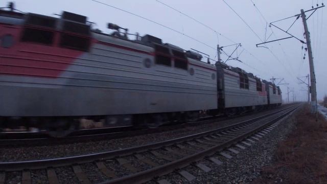 Электровоз ВЛ80с-827 ⚡ смотреть онлайн