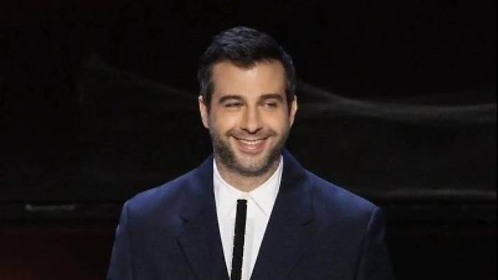 Ургант уже выкатывает ценник в 7 млн рублей смотреть онлайн