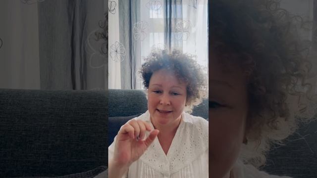 Как проходит консультация у хироманта.